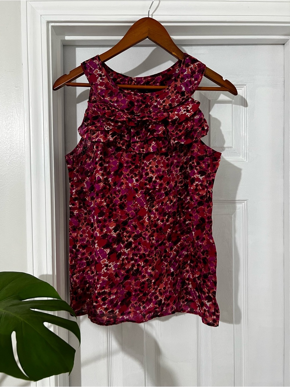 Ann Taylor Magenta Floral Ruffle Neck Sleeveless Blouse